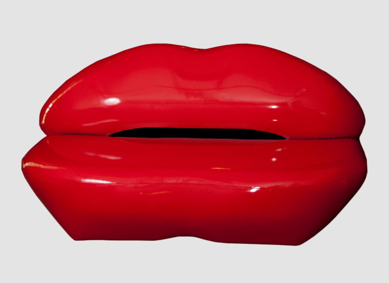 Sofa Lips tapicerowana na wymiar, ujęcie produktowe